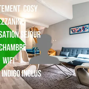 Appartement Le Charme Du Médiéval Dans Un Cosy, Hyères